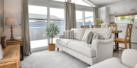 The Warren, Prestige Oyster Catcher, patio doors