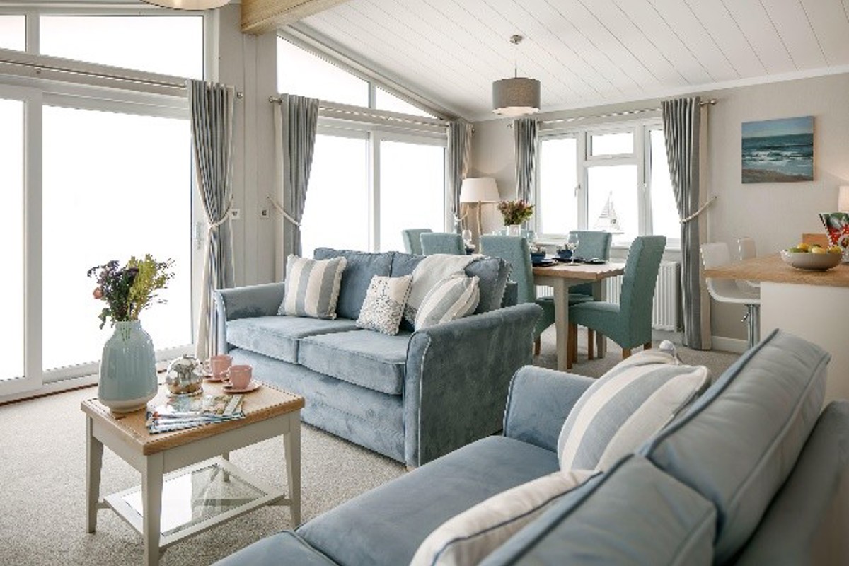 Wessex Contemporary, living room at Brokerswood