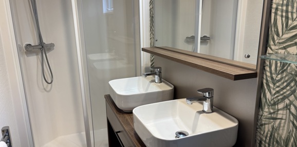 Brokerswood, Carnaby Langham, sink in bathroom