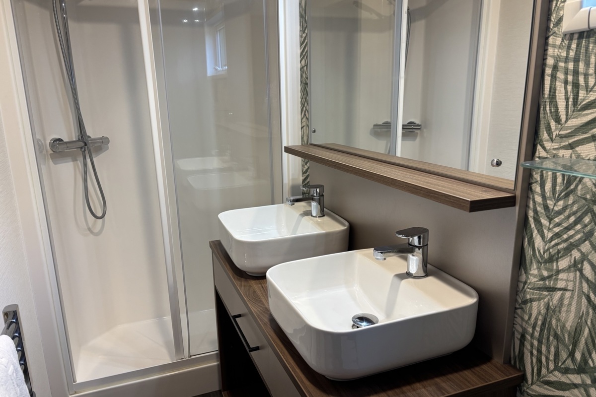 Brokerswood, Carnaby Langham, sink in bathroom