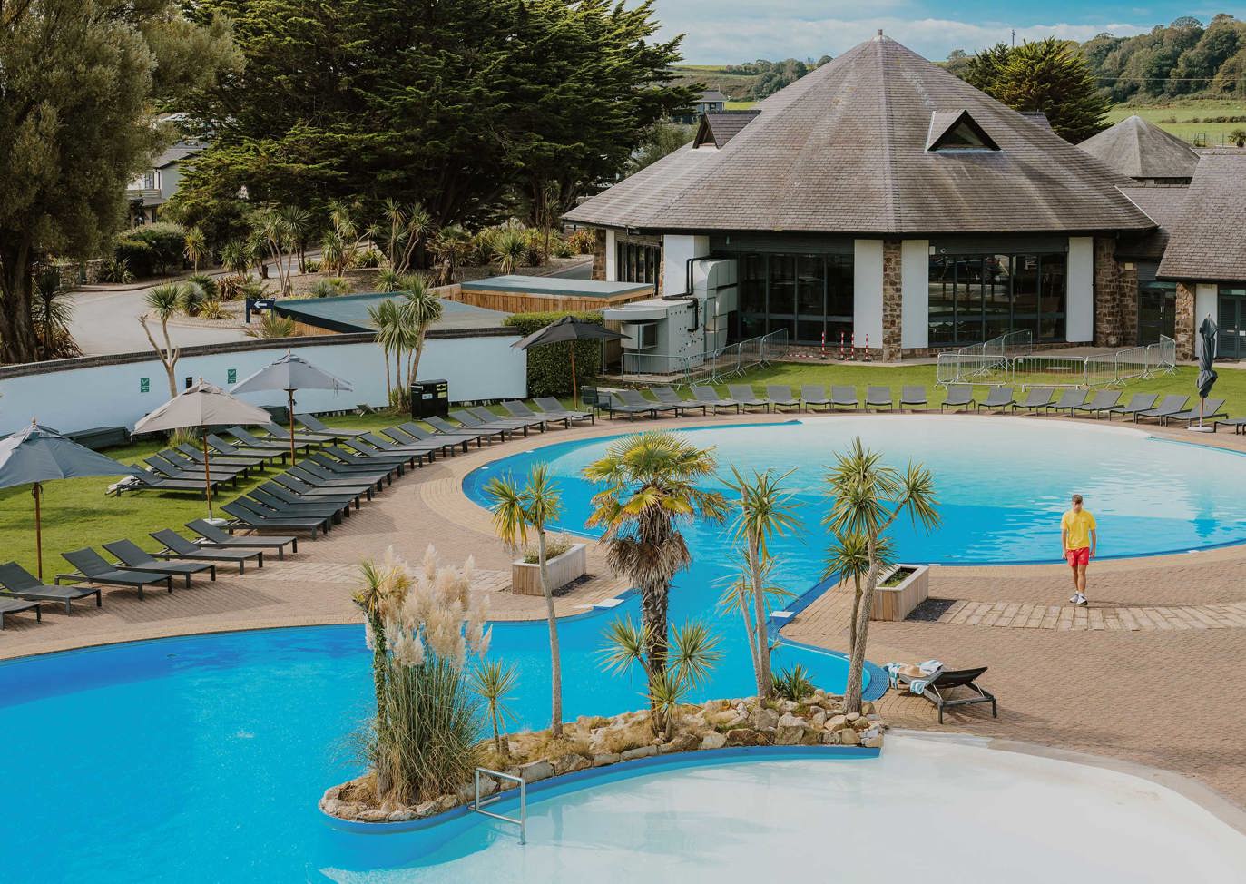 The Warren Outside Swimming Pool