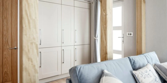 Wessex Contemporary, living room beams at Delamere