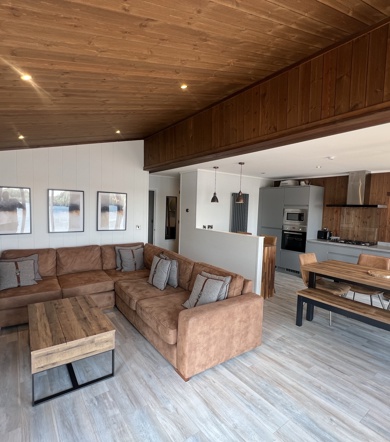 Delamere, Prestige Samphire, lounge