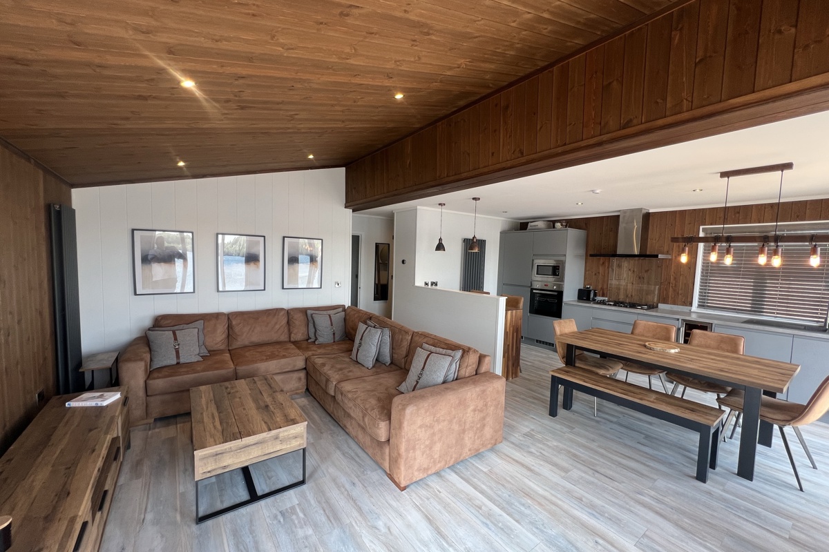 Delamere, Prestige Samphire, lounge