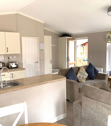  Omar Westfield, open plan living area at Finlake