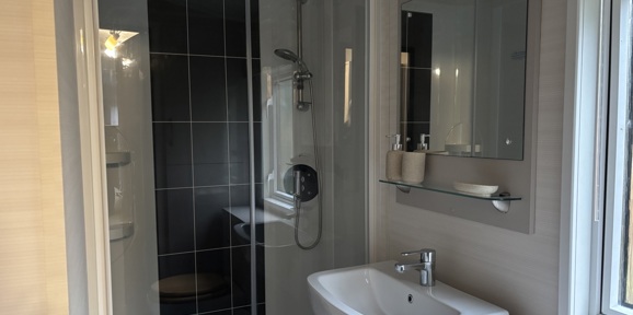 Carnaby Stamford, shower room at Brokerswood