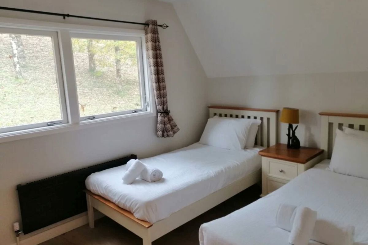 2 & 3 Bedroom A Frame, Twin Bedroom at Finlake