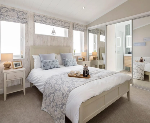 Wessex Contemporary, master bedroom at Finlake