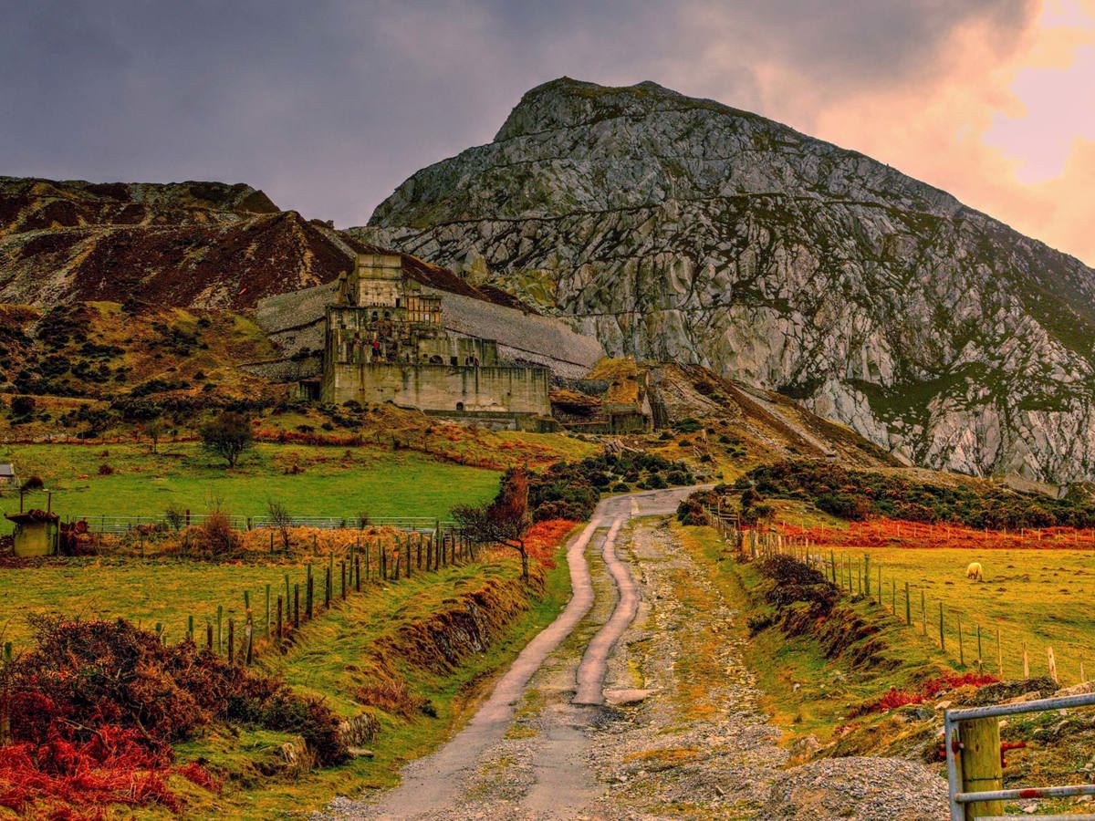 Crugan Local Area Yr Eifl Quarry Near Trefor