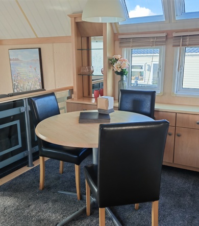 Atlas Expression, dining area at Praa Sands