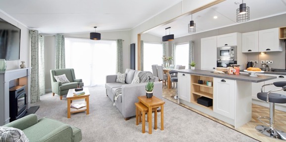 Sunseeker Sensation, open plan living area at Finlake