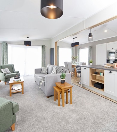 Sunseeker Sensation, open plan living area at Finlake