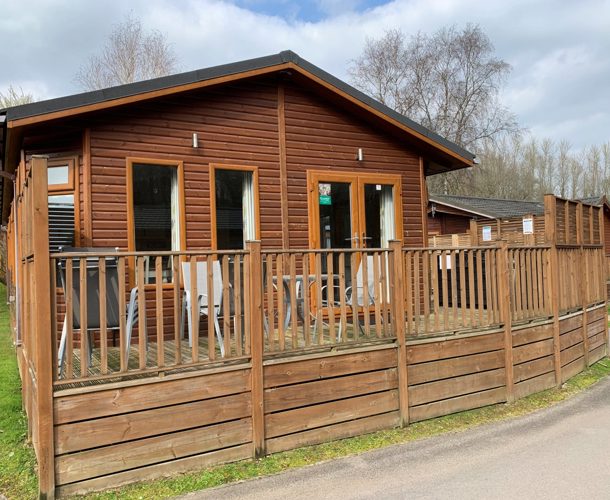 Omar Westfield, front exterior at Finlake