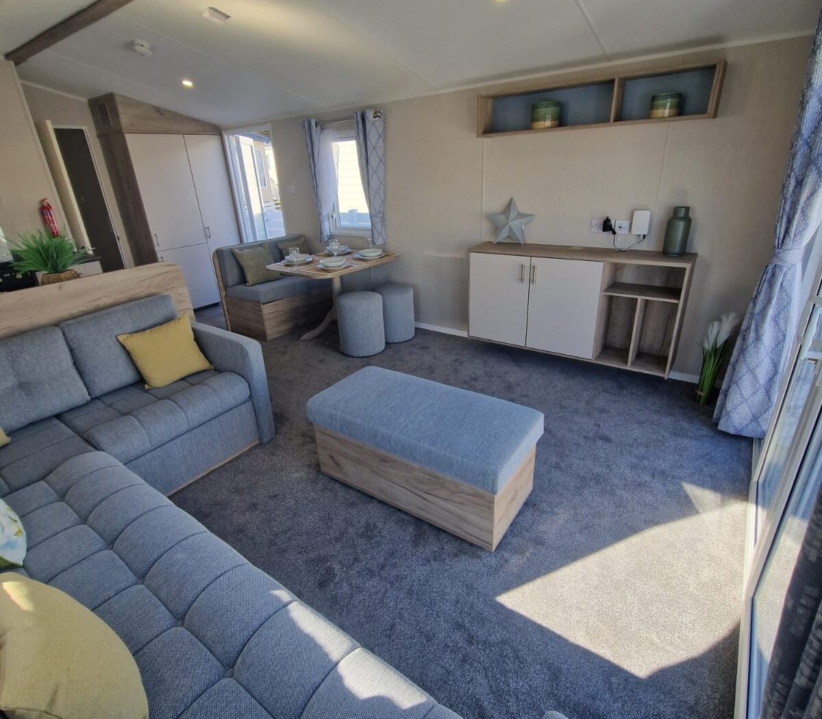 Willerby Linwood lounge