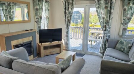 Carnaby Silverdale lounge