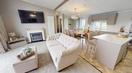 Sunseeker Highgate lounge