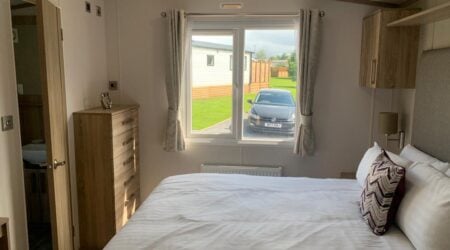 Sunseeker Supreme master bedroom