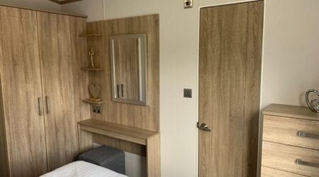Sunseeker Supreme master bedroom