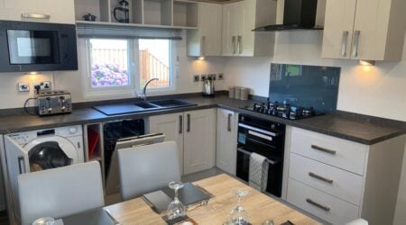 Sunseeker Supreme kitchen